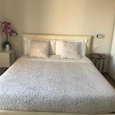 Cute And Cozy Apartment Train Station Bergamo Luaran gambar