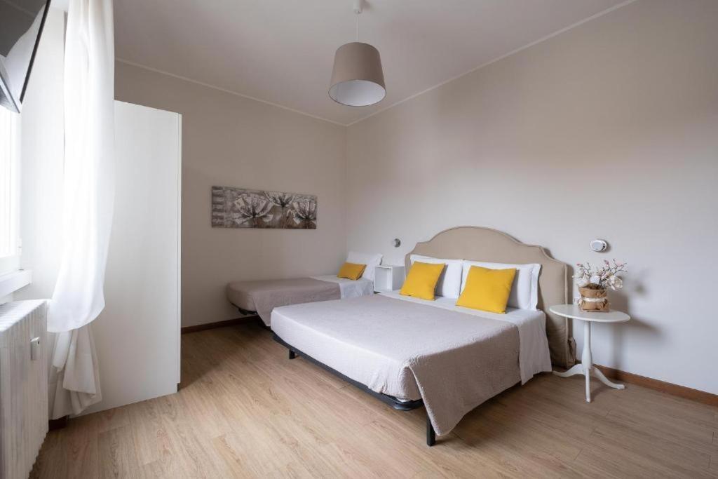 Cute And Cozy Apartment Train Station Bergamo Luaran gambar