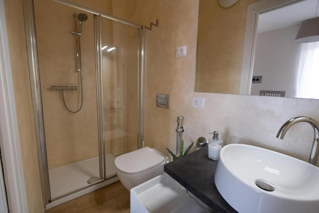 Cute And Cozy Apartment Train Station Bergamo Luaran gambar